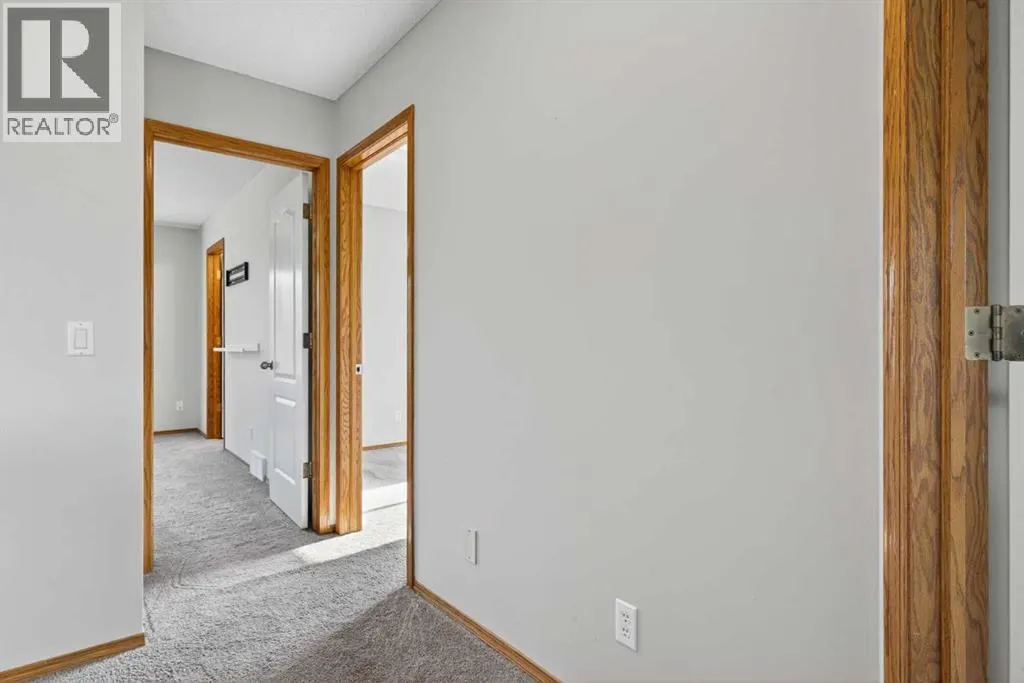 47 Mt Apex Crescent SE