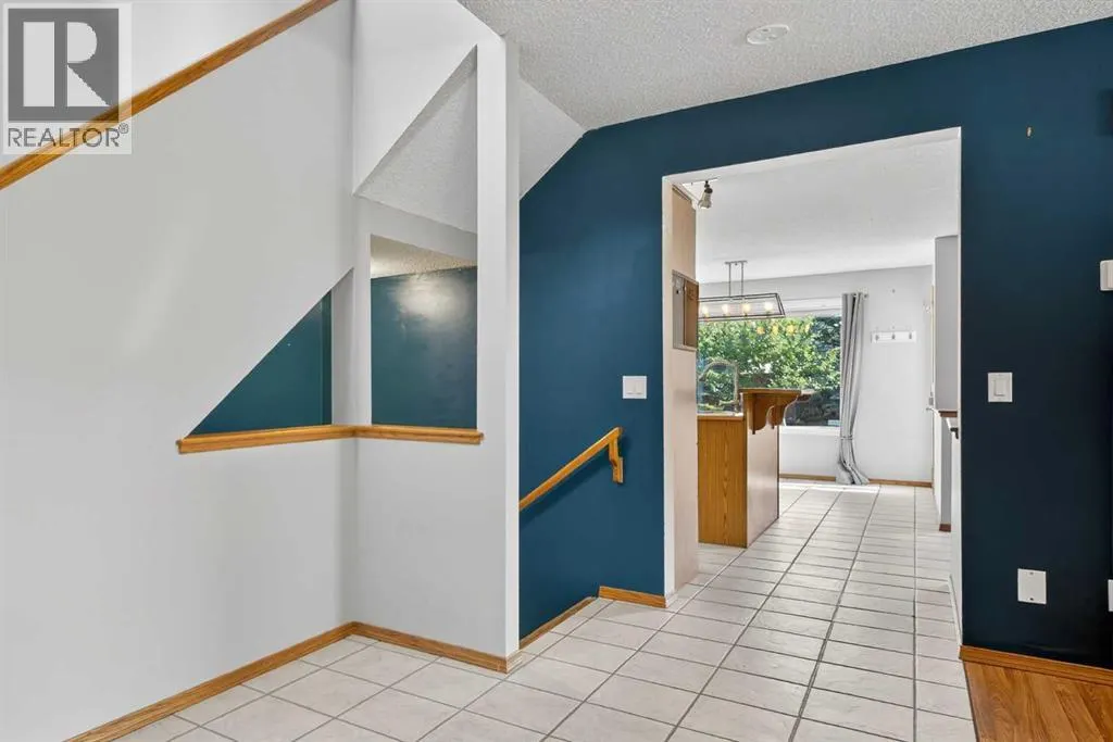 47 Mt Apex Crescent SE
