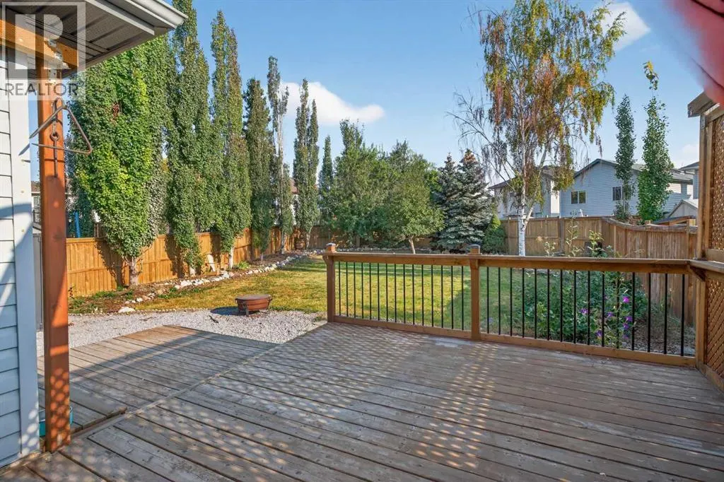 47 Mt Apex Crescent SE