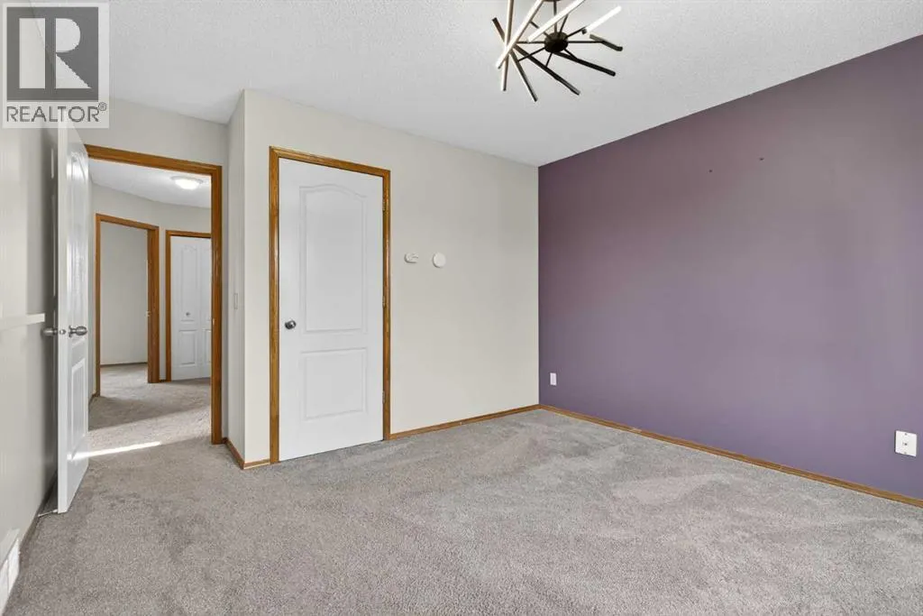 47 Mt Apex Crescent SE