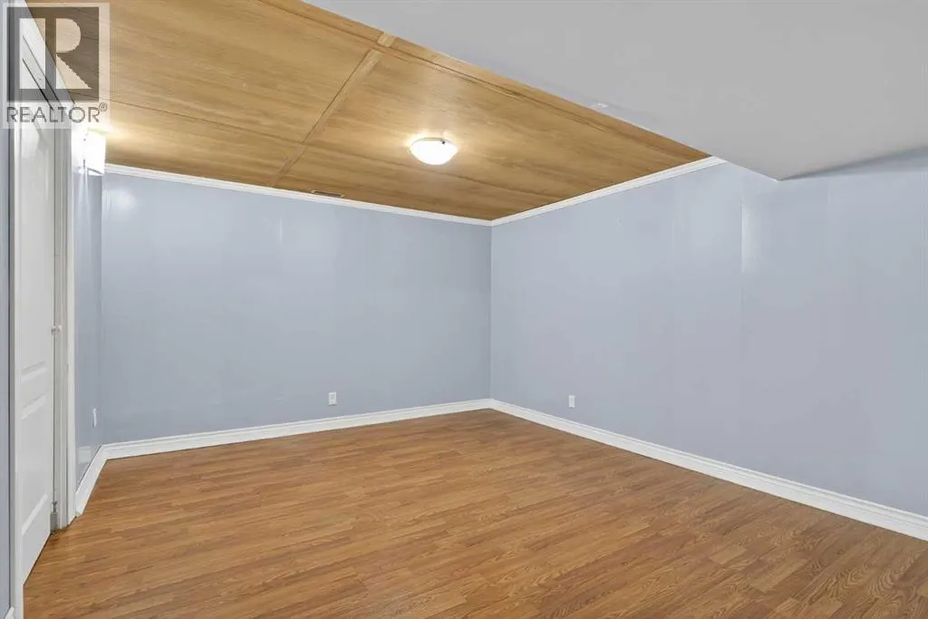47 Mt Apex Crescent SE