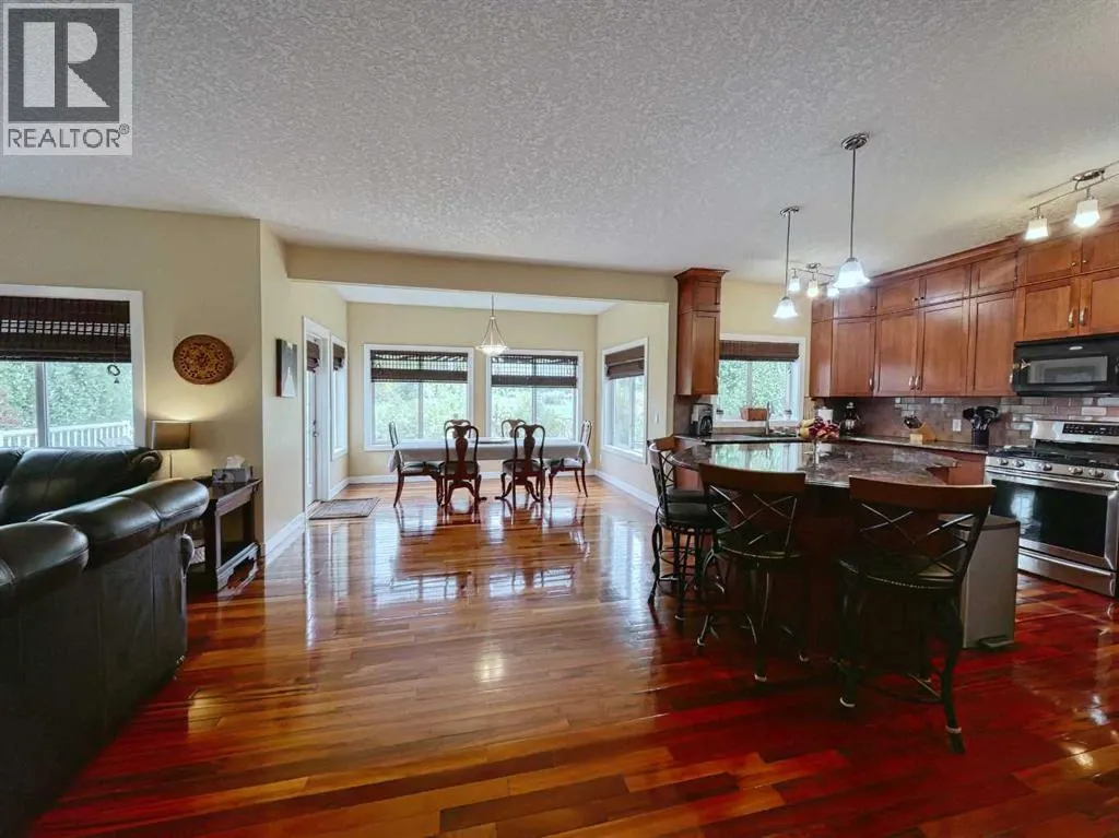 66 Crystal Green Drive