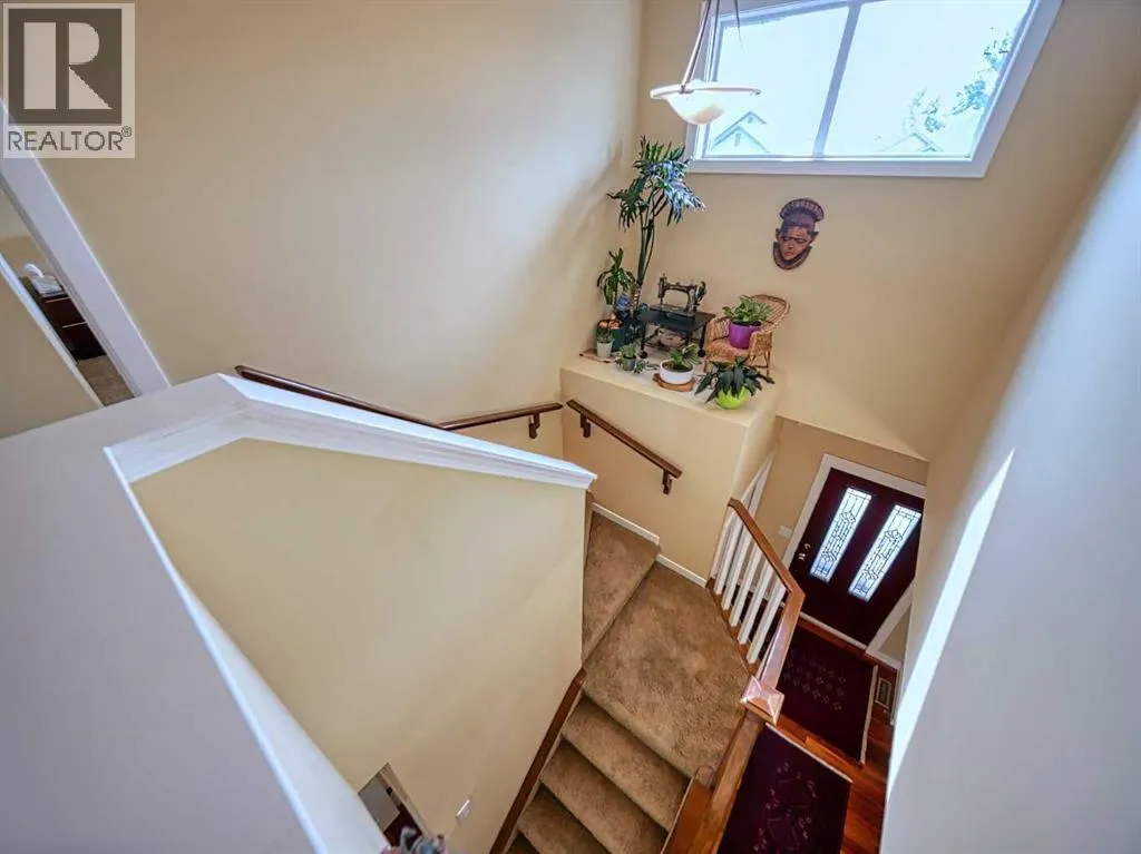 66 Crystal Green Drive