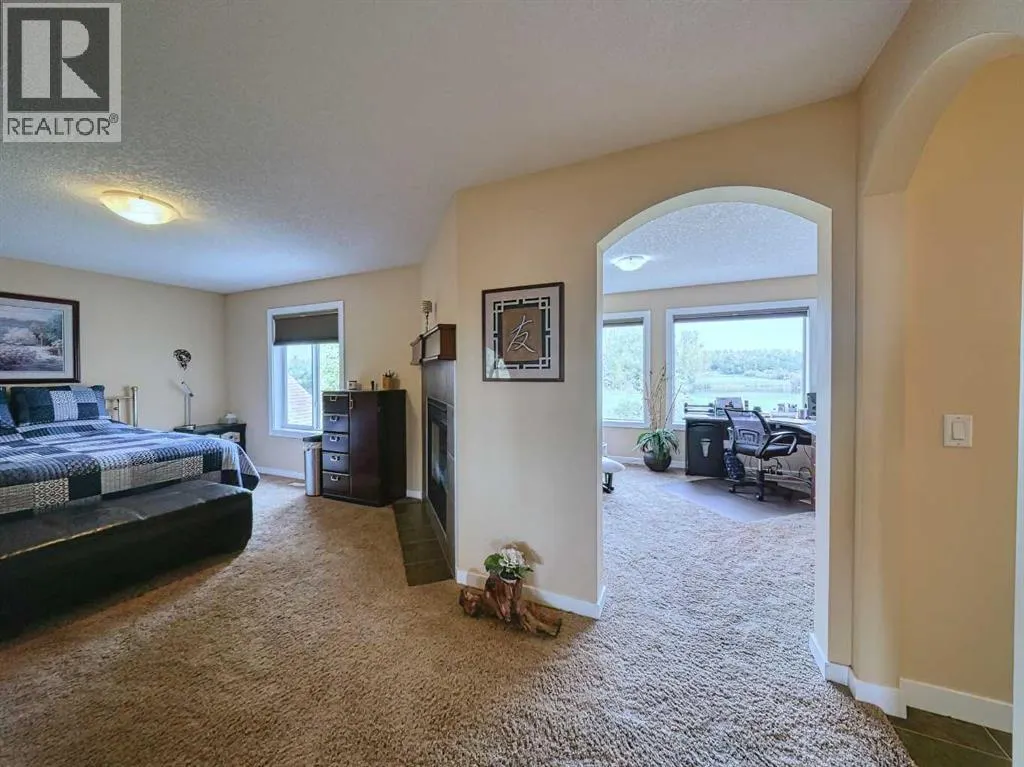 66 Crystal Green Drive
