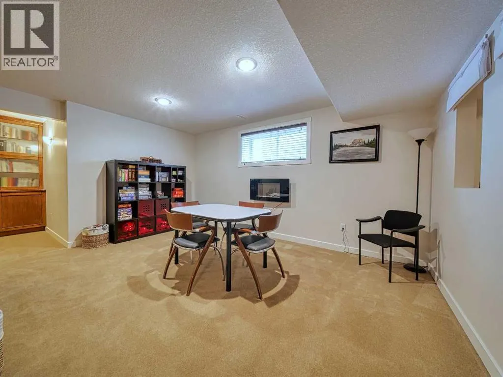 66 Crystal Green Drive
