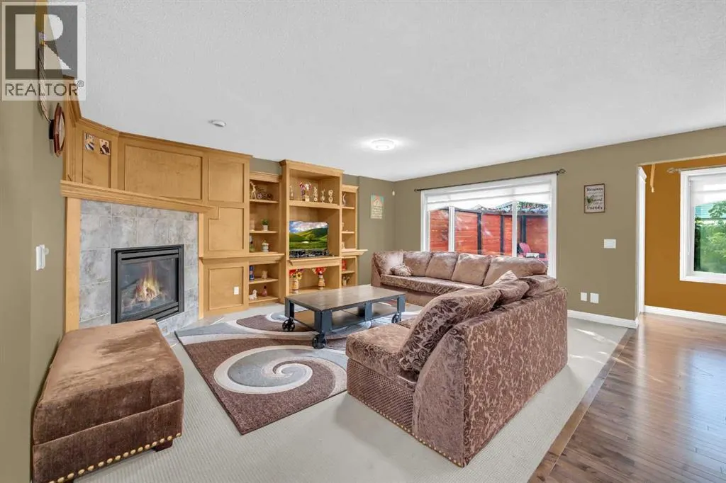 2407 Kingsland View SE