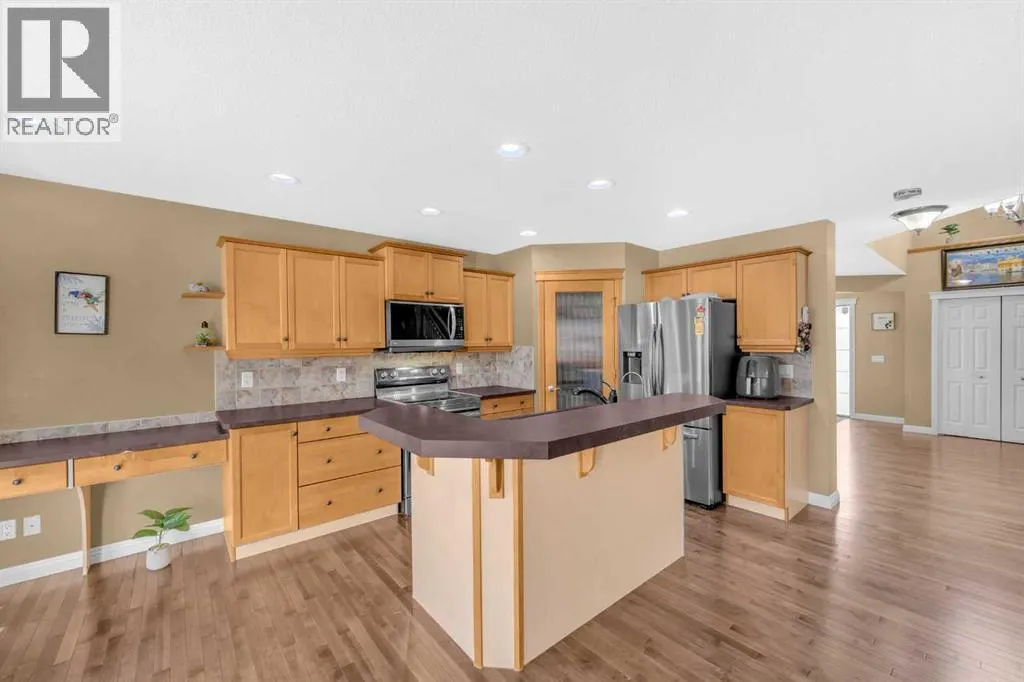 2407 Kingsland View SE