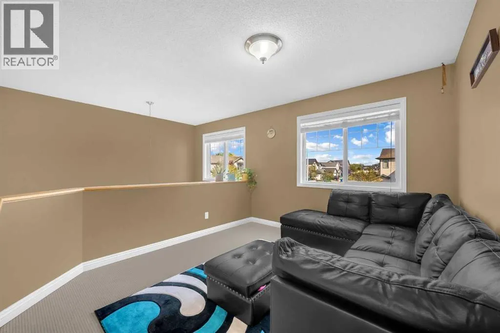 2407 Kingsland View SE