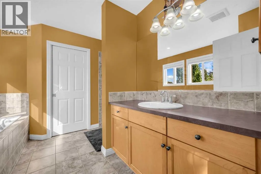 2407 Kingsland View SE