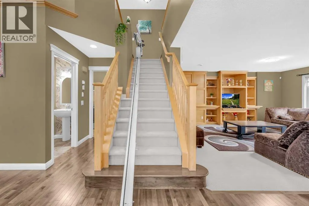 2407 Kingsland View SE