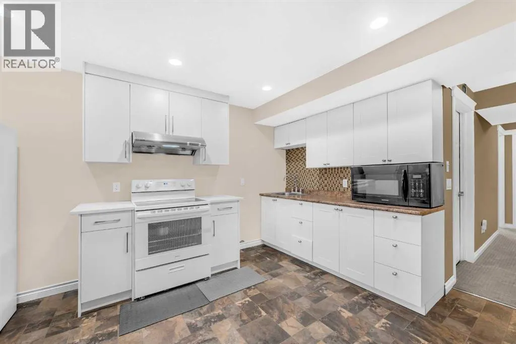 2407 Kingsland View SE