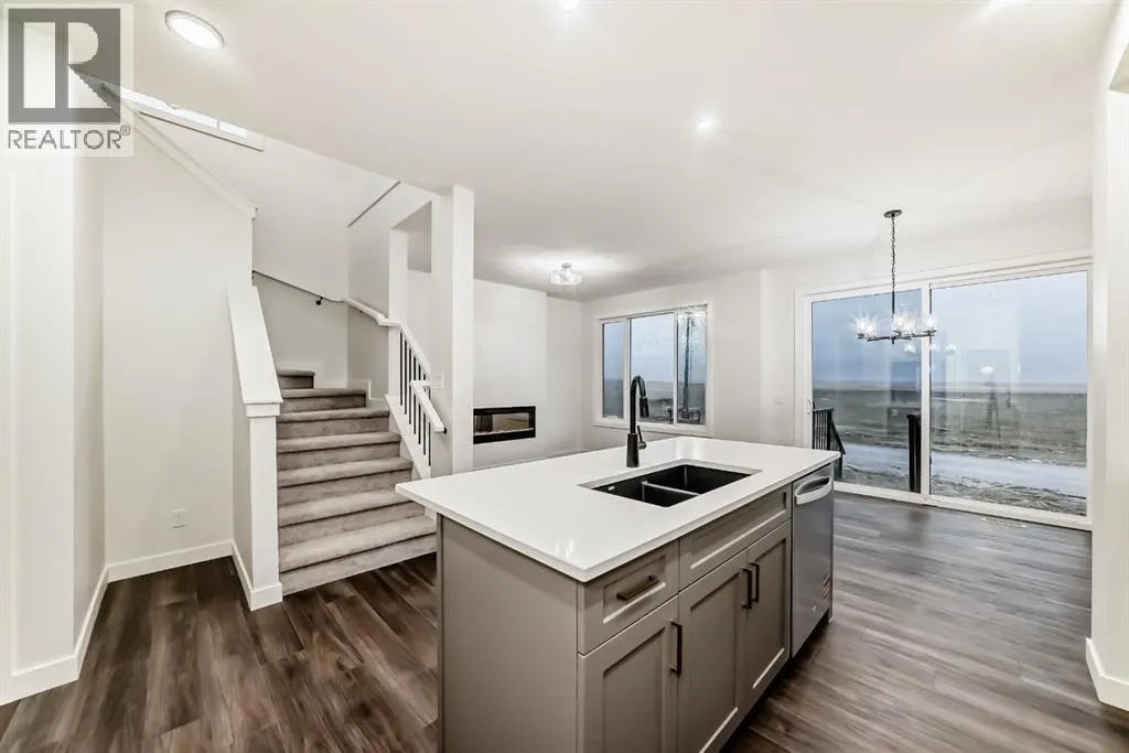 20 Lewiston View NE