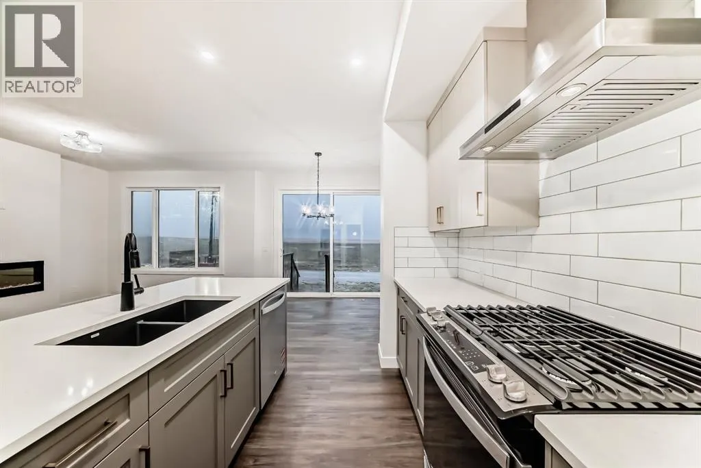 20 Lewiston View NE