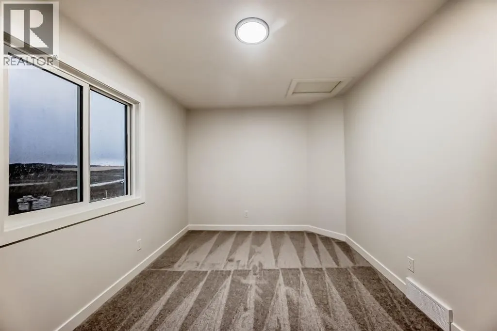 20 Lewiston View NE