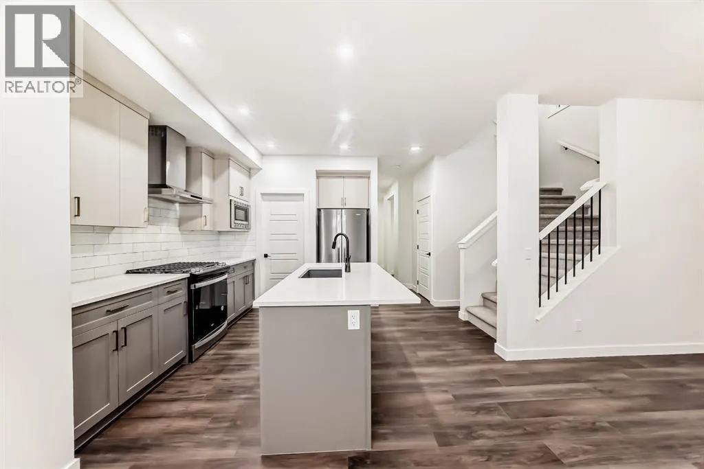 20 Lewiston View NE