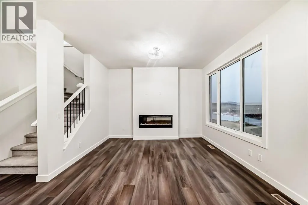 20 Lewiston View NE