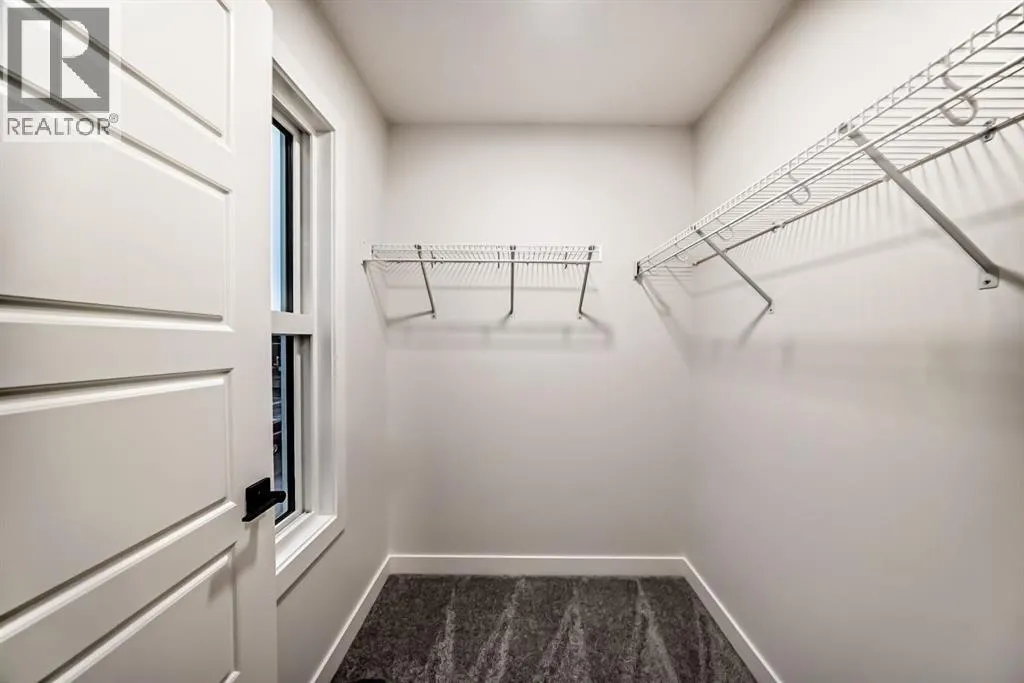 20 Lewiston View NE