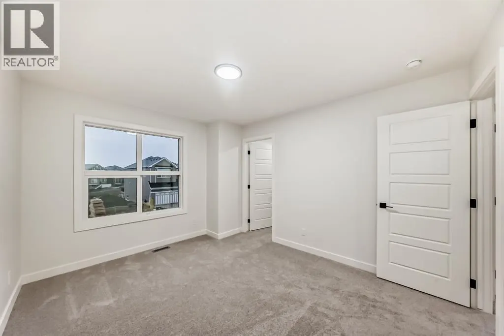 20 Lewiston View NE