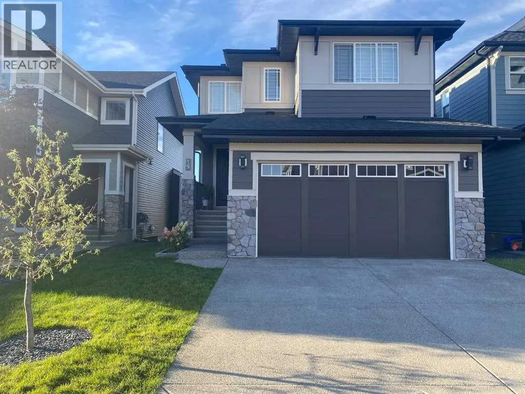 19 Sundown Crescent