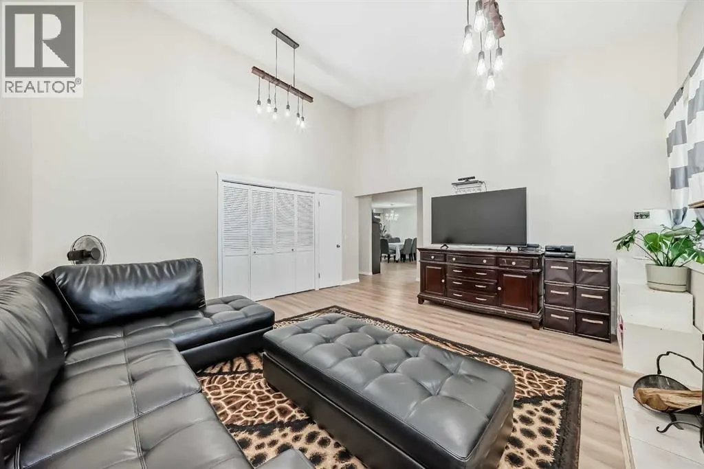 48 Fallingworth Court NE