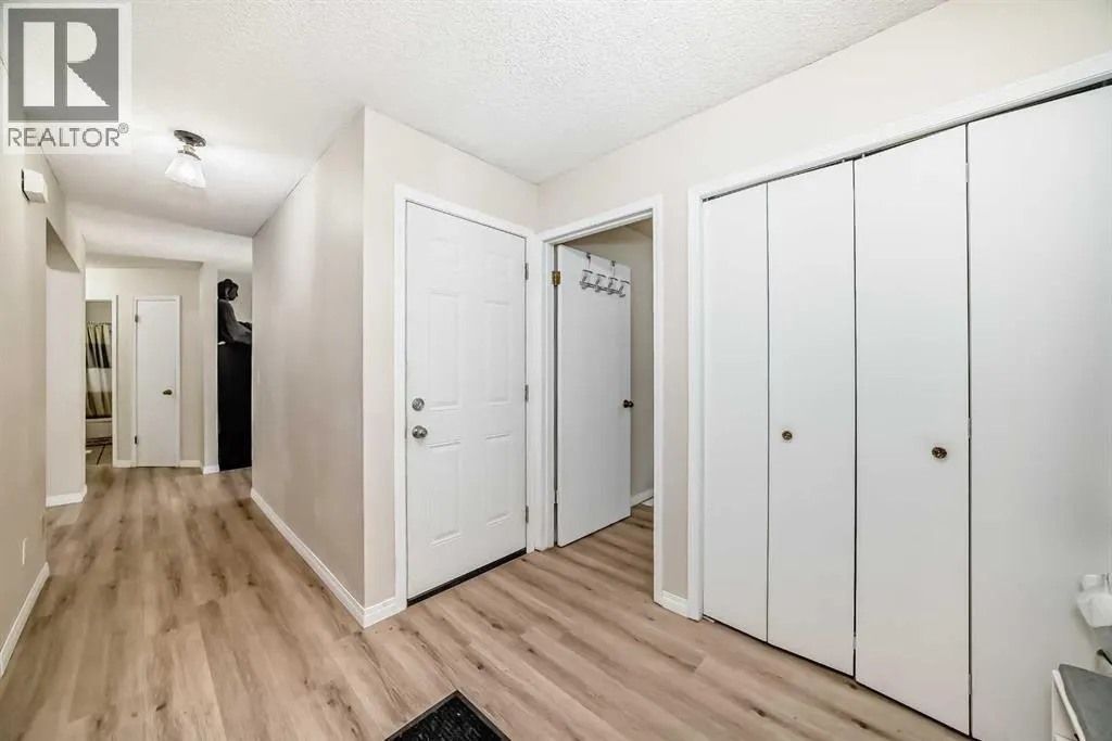 48 Fallingworth Court NE