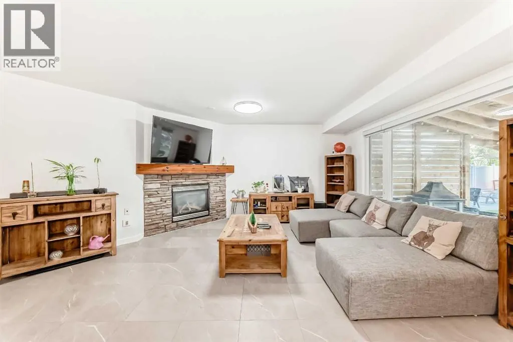 148 Covepark Close NE