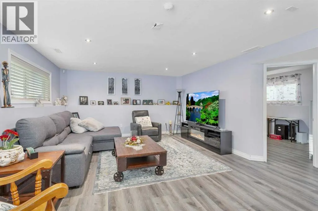 5 Heritage Drive