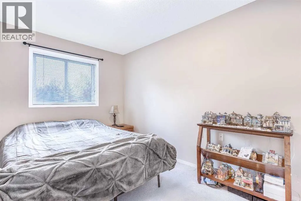 136, 5000 Somervale Court SW