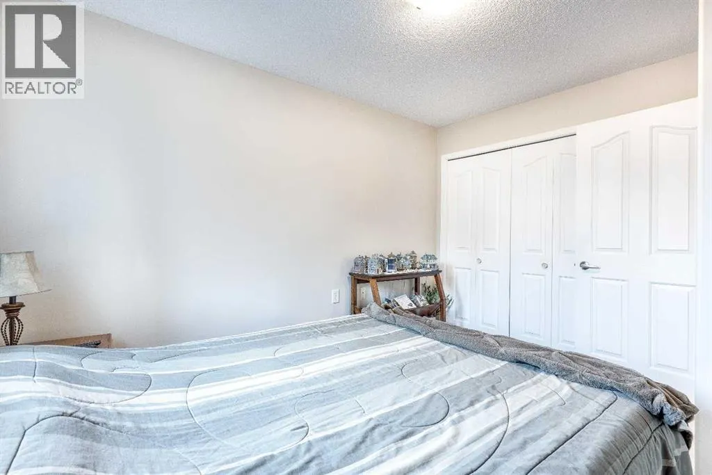 136, 5000 Somervale Court SW