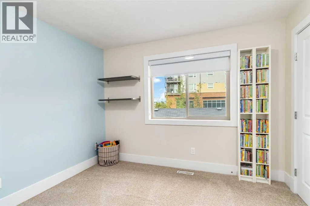 107 Merganser Crescent