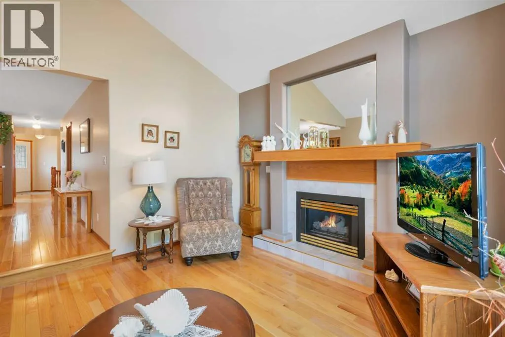 14 Andrews Close