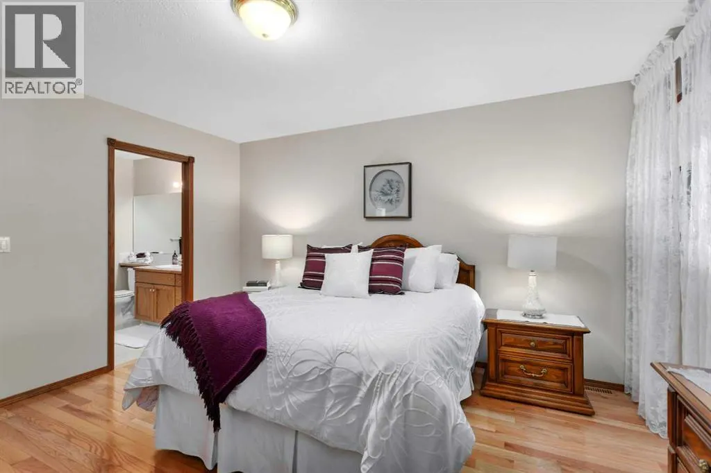 14 Andrews Close