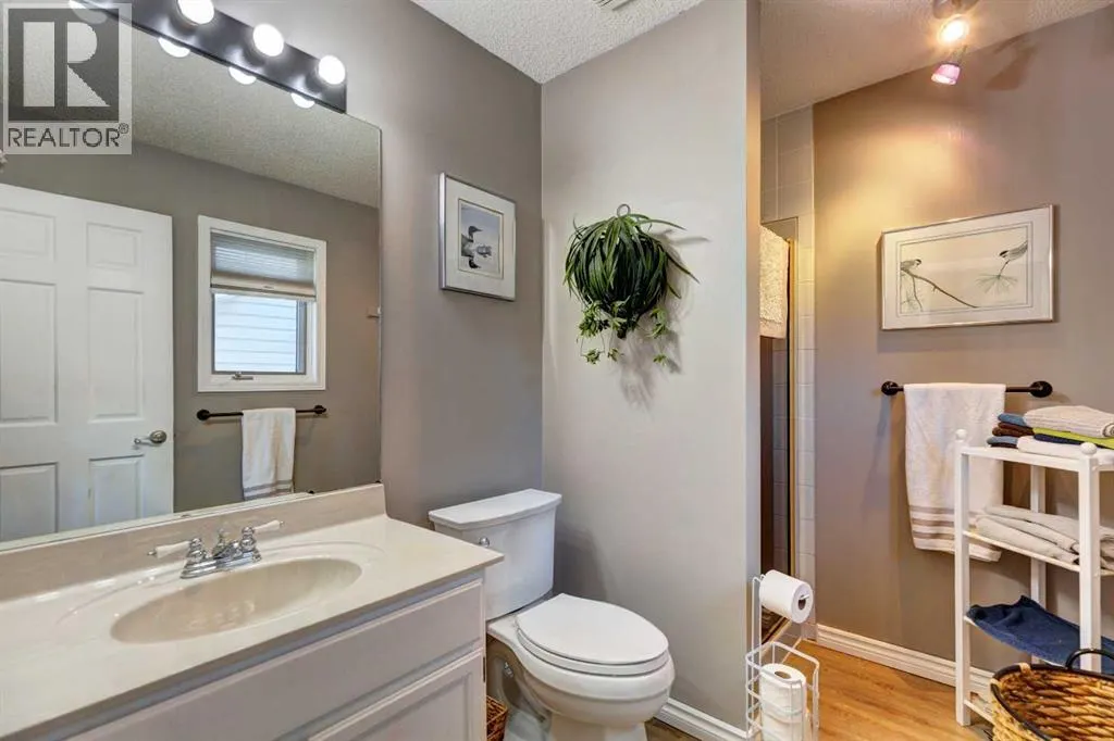 116 Macewan Ridge Close NW