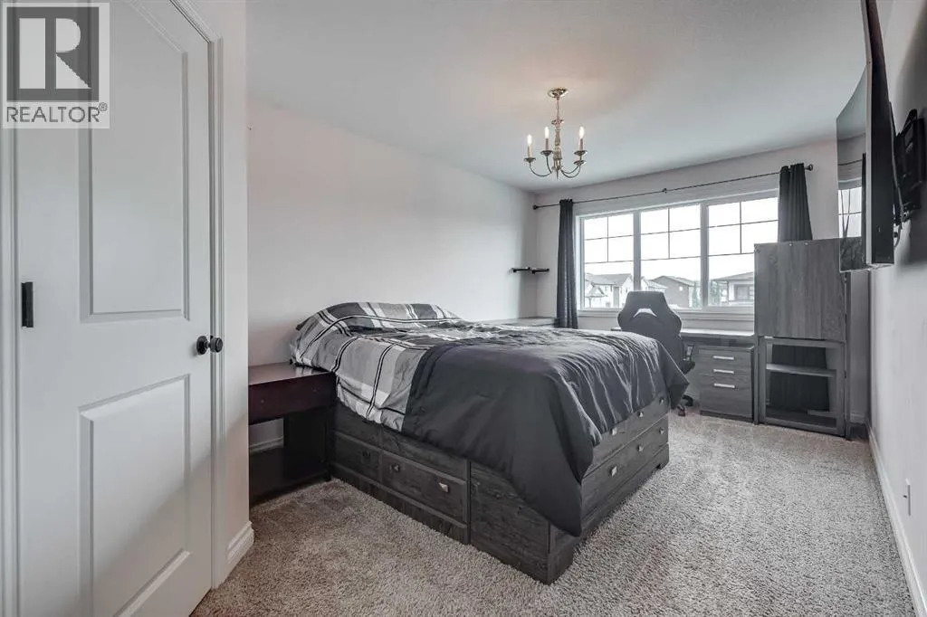 66 Truant Crescent