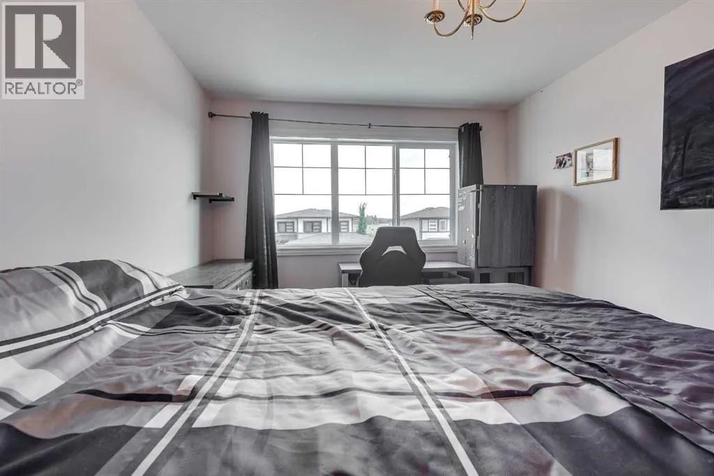 66 Truant Crescent