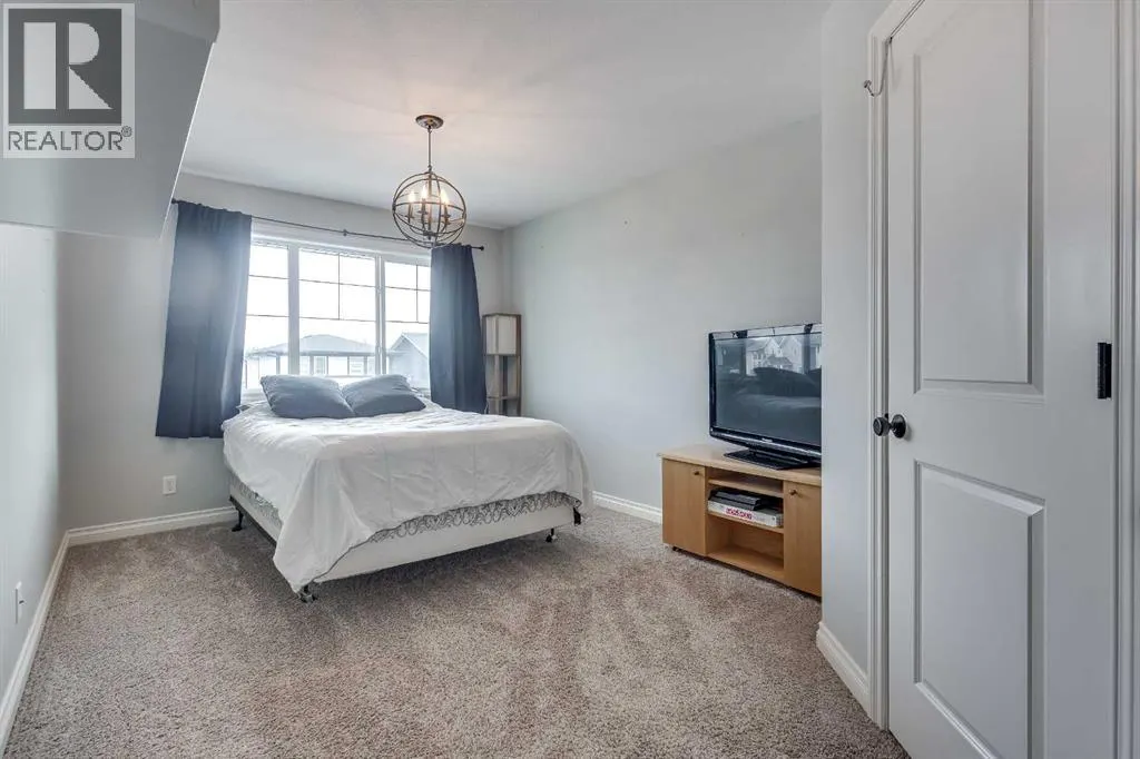 66 Truant Crescent