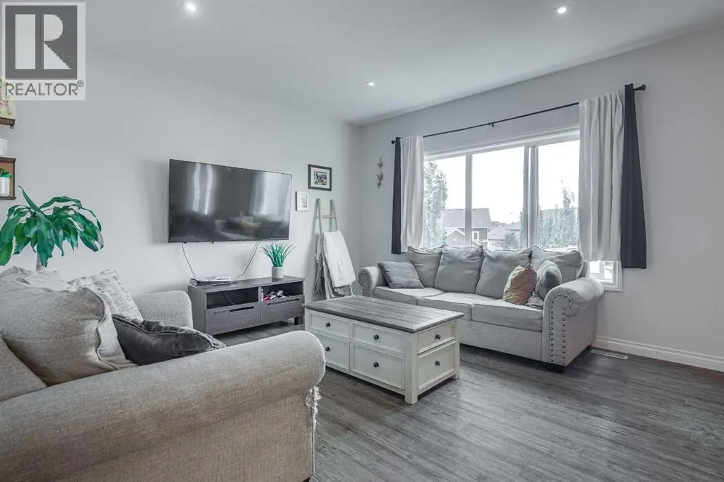 66 Truant Crescent
