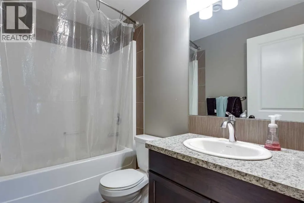 66 Truant Crescent