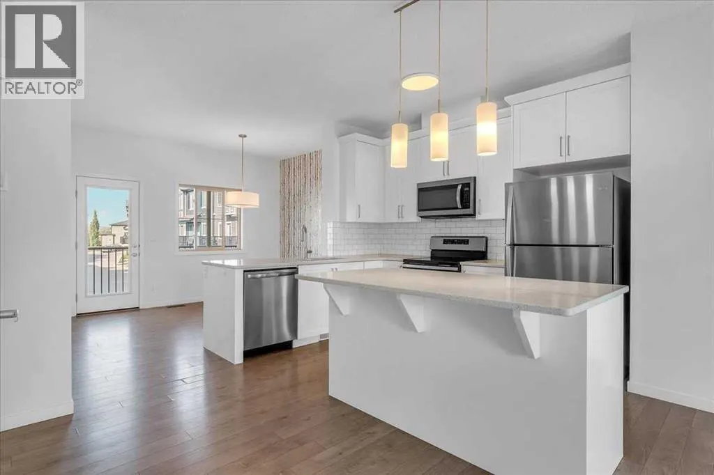 417 Legacy Boulevard SE
