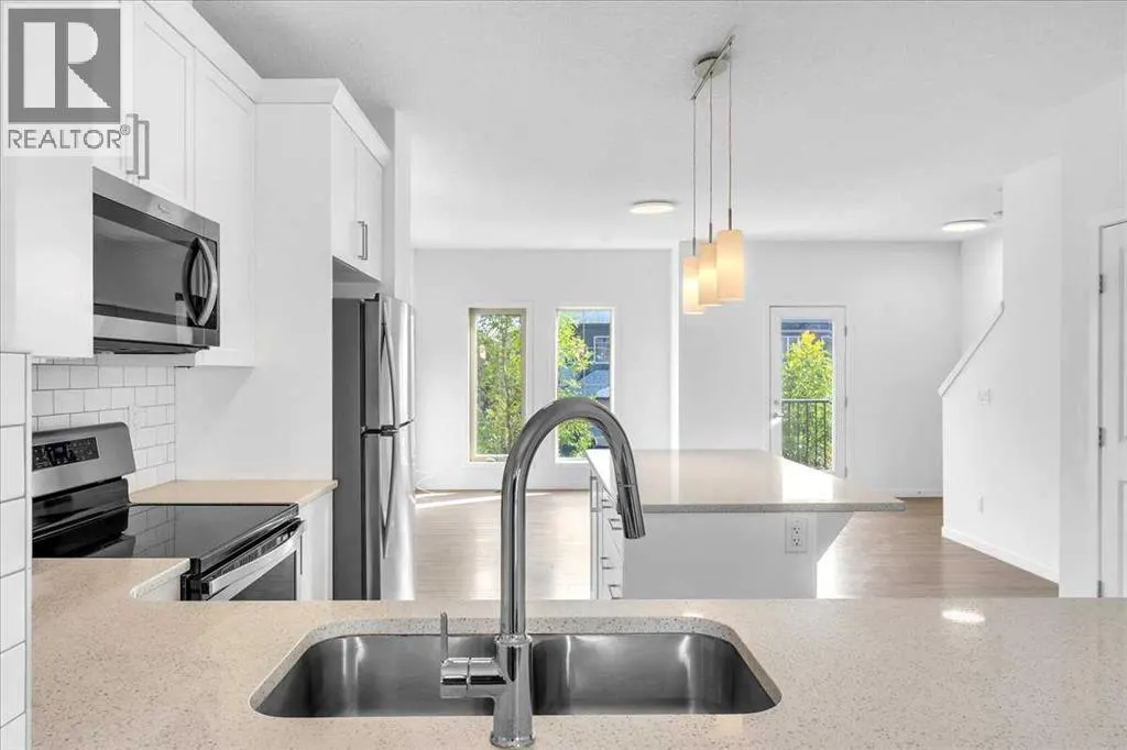 417 Legacy Boulevard SE