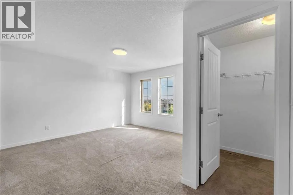 417 Legacy Boulevard SE
