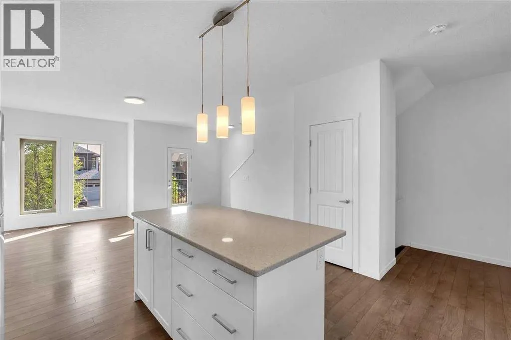 417 Legacy Boulevard SE