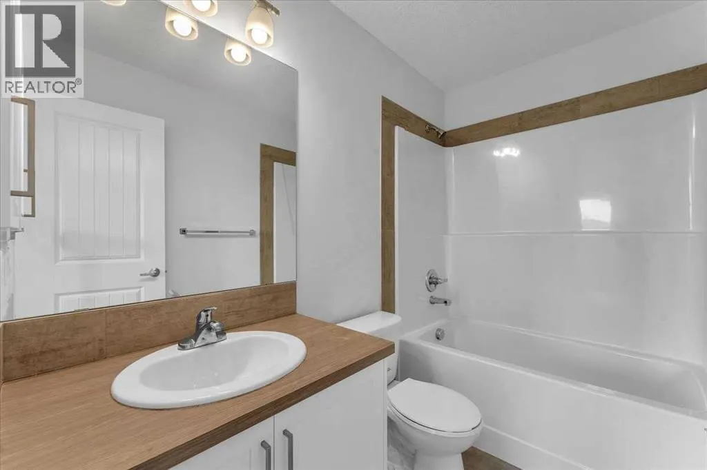 417 Legacy Boulevard SE