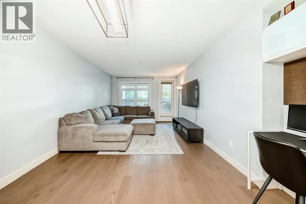 111, 25 Auburn Meadows Avenue SE