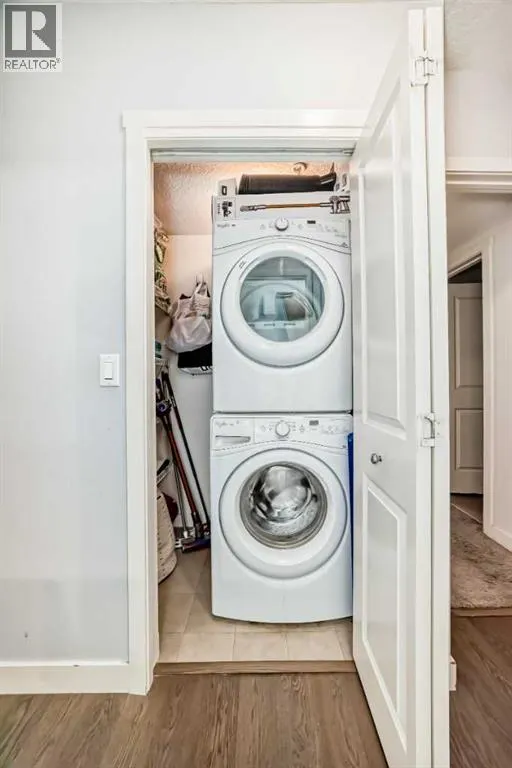 111, 25 Auburn Meadows Avenue SE