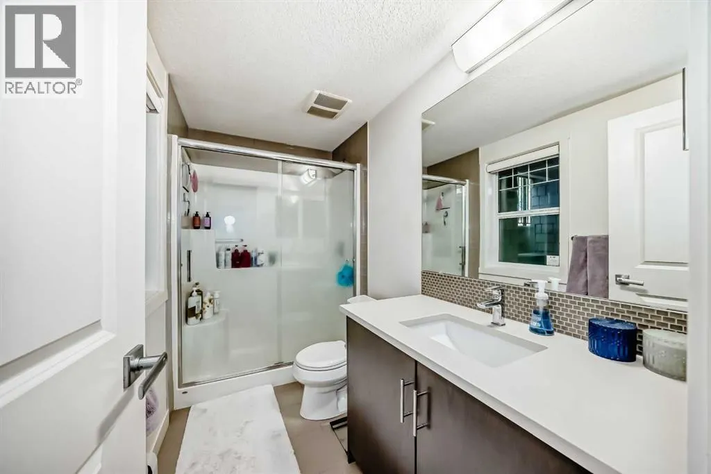 111, 25 Auburn Meadows Avenue SE