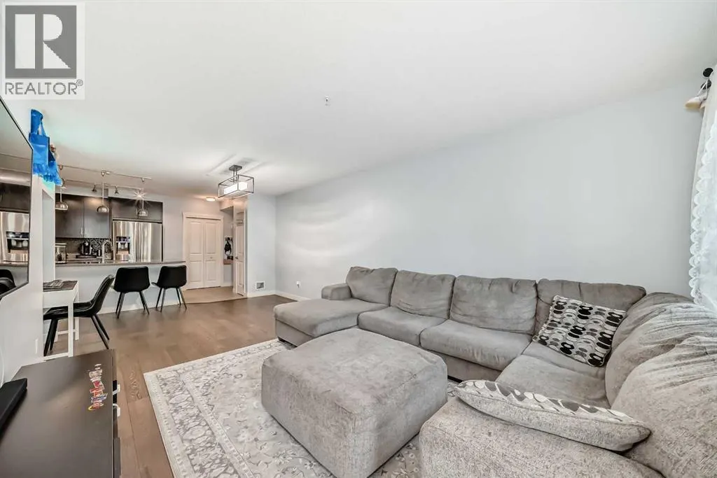 111, 25 Auburn Meadows Avenue SE
