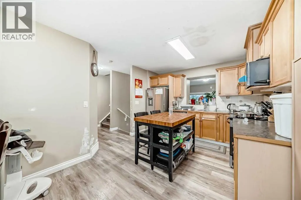 14 DOVER Mews SE