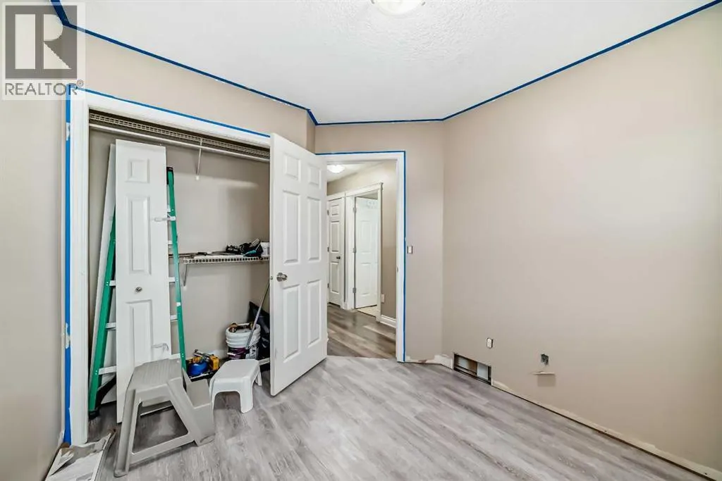 14 DOVER Mews SE