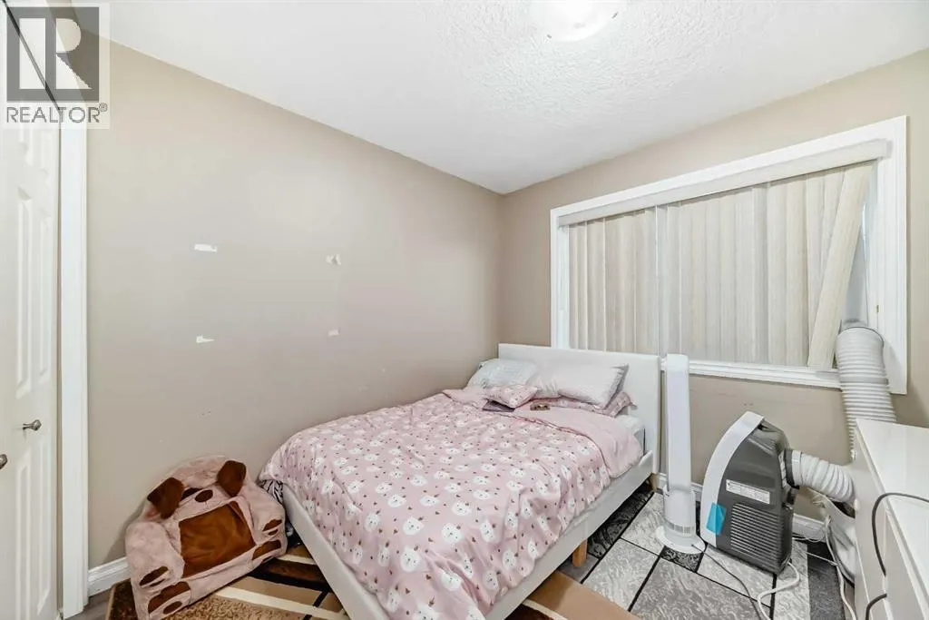 14 DOVER Mews SE